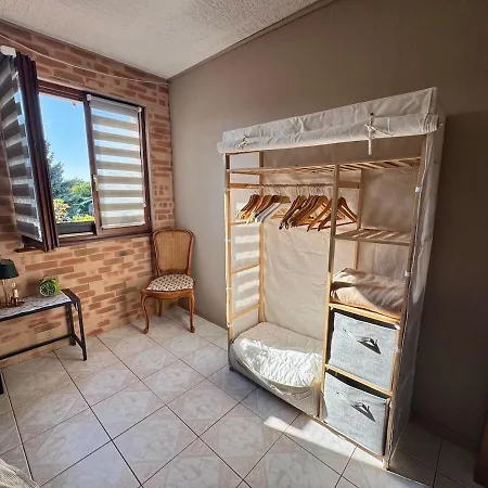 Nyaraló Maison Familiale, Authentique, Confort Et Calme