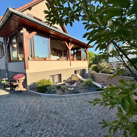 Maison Familiale, Authentique, Confort Et Calme Nyaraló Sundhoffen