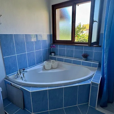 Maison Familiale, Authentique, Confort Et Calme *